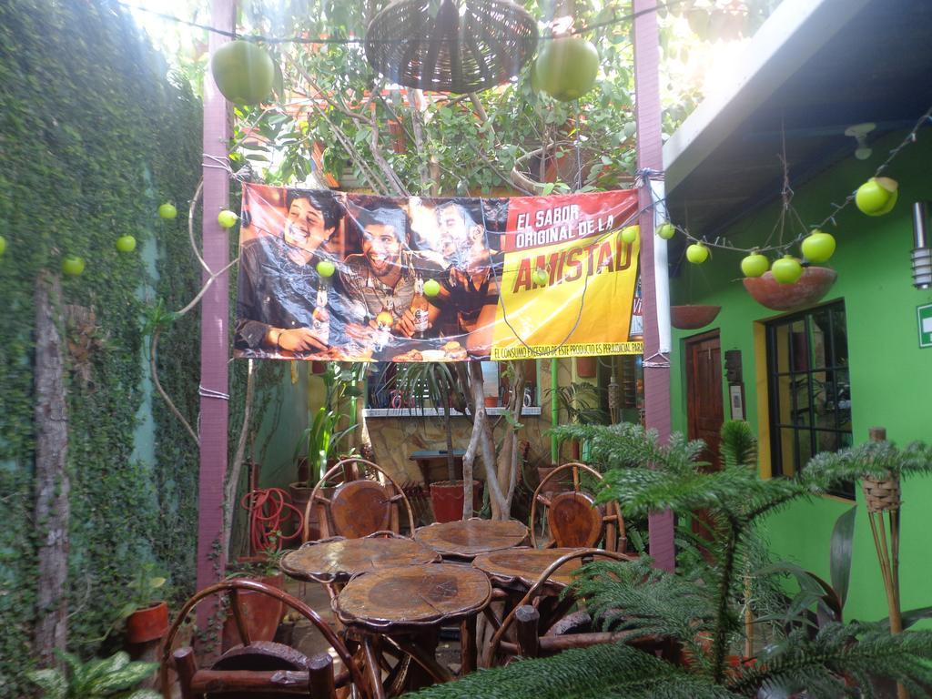 לאון Hostal Leyendas מראה חיצוני תמונה
