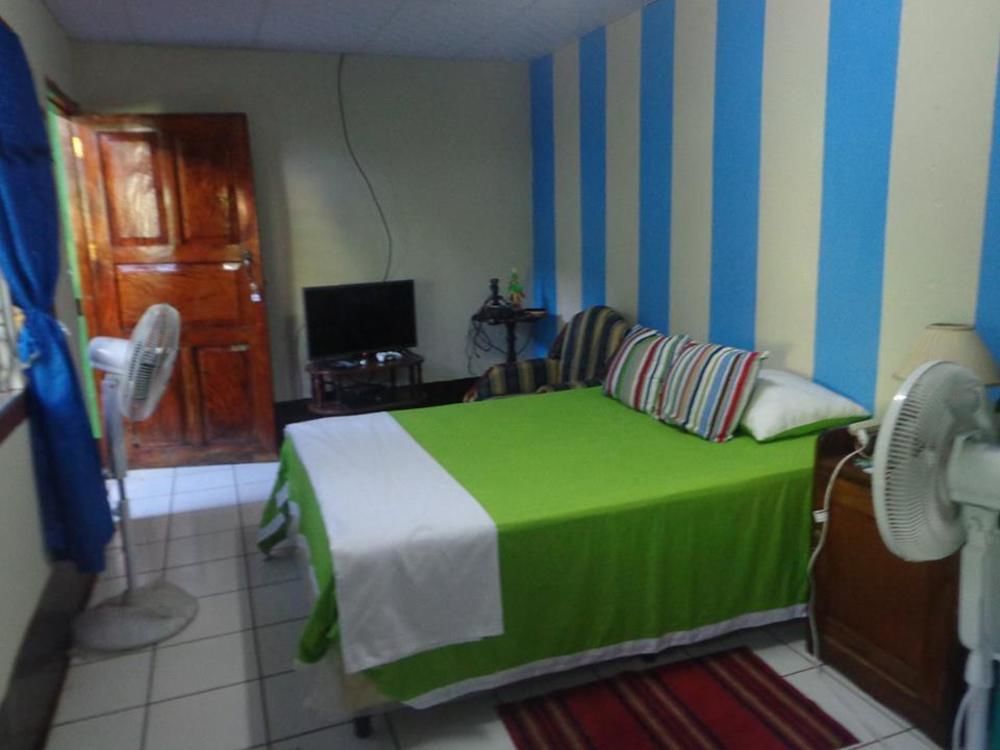 לאון Hostal Leyendas מראה חיצוני תמונה