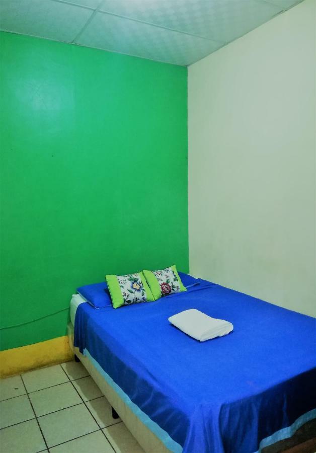 לאון Hostal Leyendas מראה חיצוני תמונה