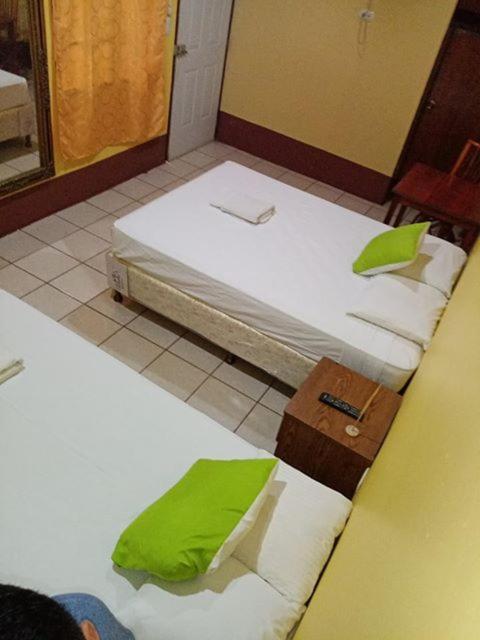 לאון Hostal Leyendas מראה חיצוני תמונה
