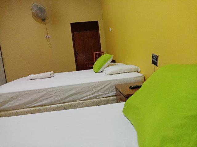 לאון Hostal Leyendas מראה חיצוני תמונה